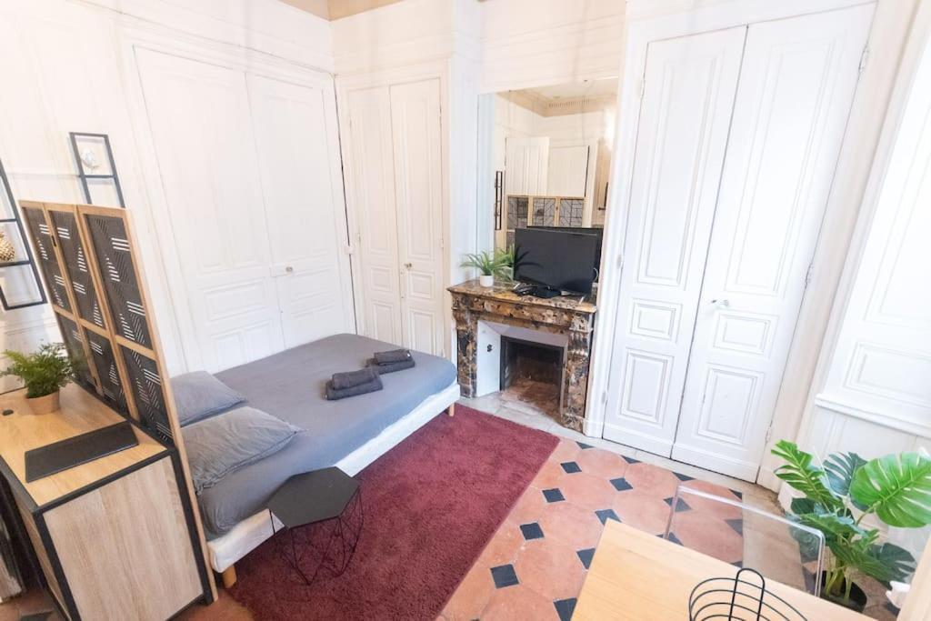 Apartment Immeuble L'aristocrate - L'authentique - Bd Carnot Angers